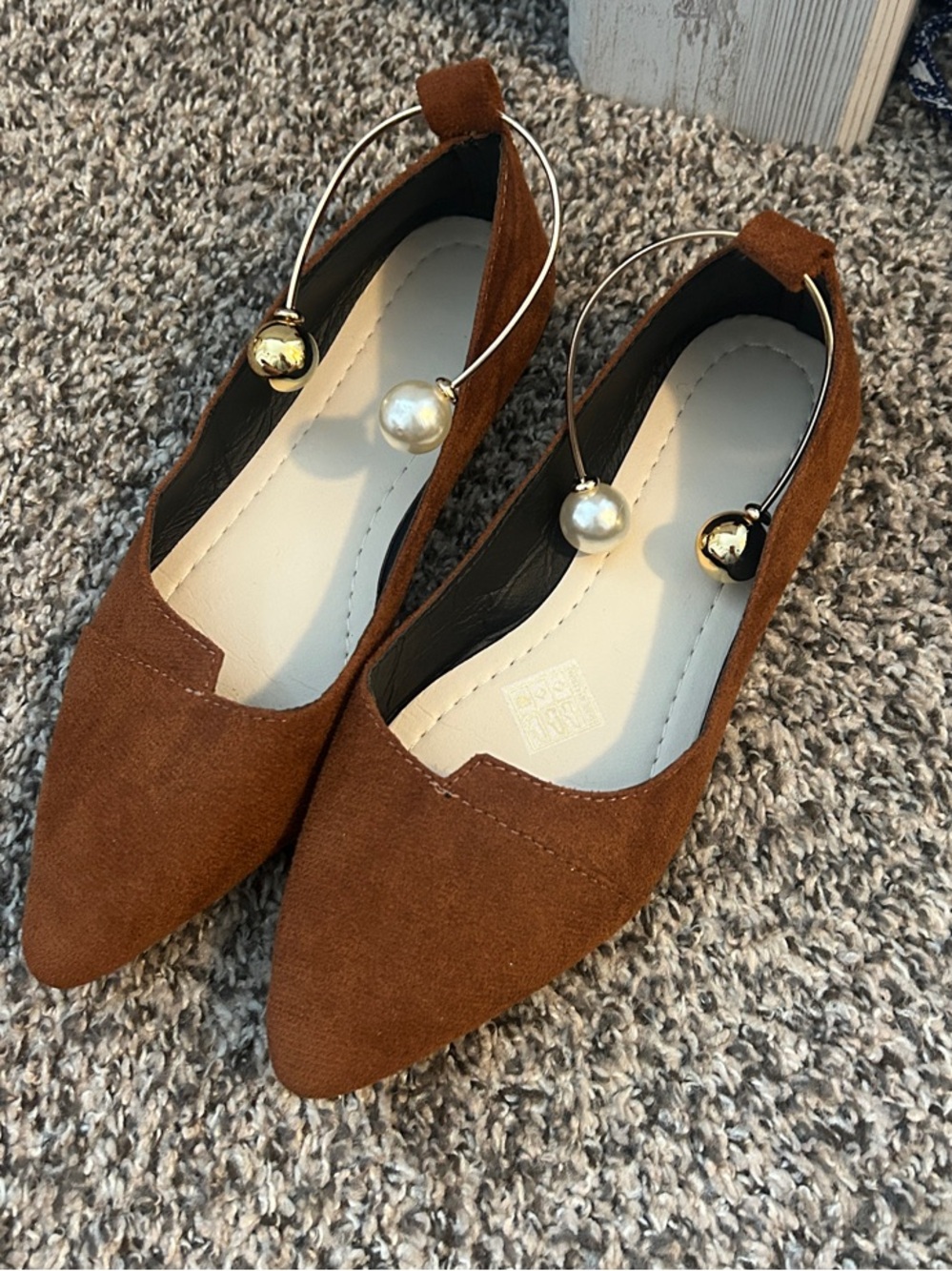 SHEIN Tan Pointed Toe Flats with Gold & Pearl Anklet Detail